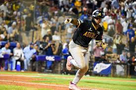 Las Águilas Cibaeñas derrotaron a los Tigres del Licey para su quinta victoria seguida