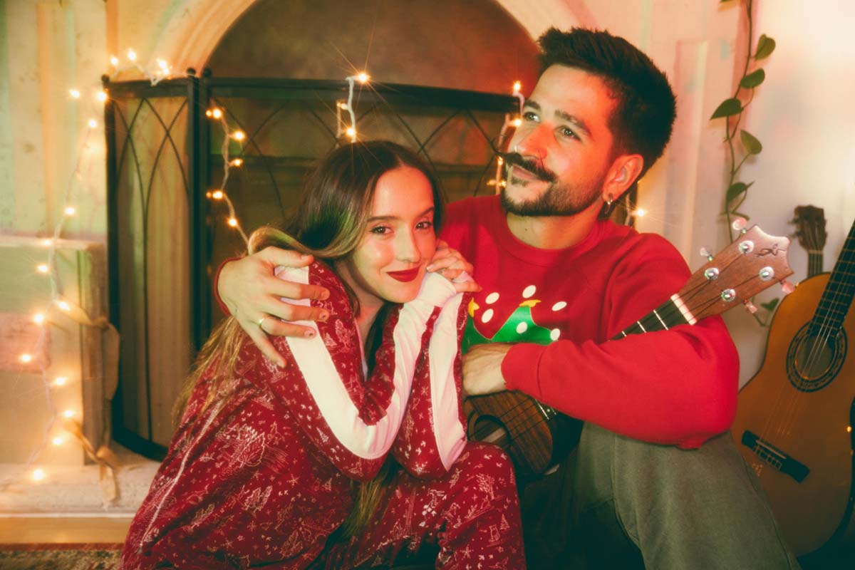 Camilo y Evaluna lanzan canción navideña que fusiona tradiciones latinas y de EE.UU.