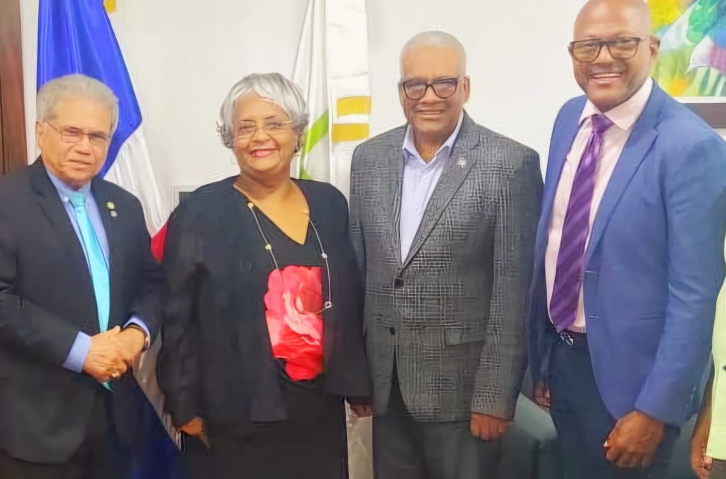 Incremento salarial para médicos pensionados en RD