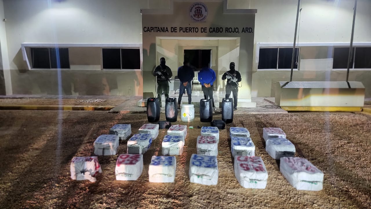 484 paquetes de cocaína incautados