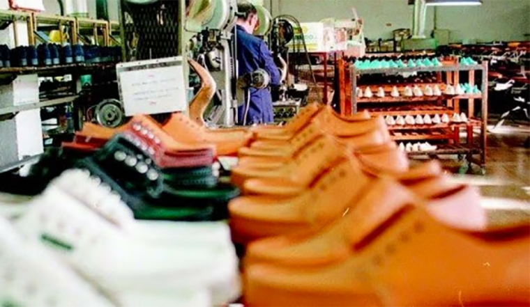 ADOCALZA pide reforma laboral que proteja el sector calzado