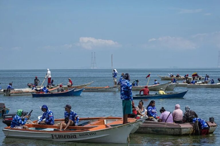 Los pescadores venezolanos, entre el miedo y la crisis, tras los ataques de EE.UU. en el Caribe