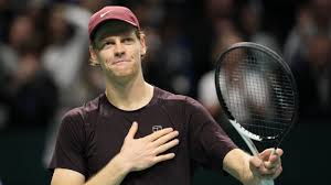 El italiano Jannik Sinner regresó oficialmente al primer lugar en el ranking de la ATP