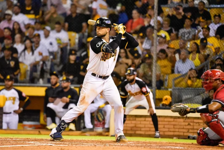 Las Águilas derrotaron al Escogido en el primer enfrentamientos de ambos equipos en la presente temporada