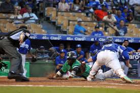 Las Estrellas Orientales derrotaron a los Tigres del Licey y cortaron una racha de 8 derrotas