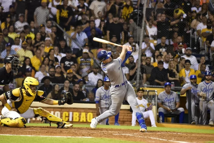Los Tigres del Licey viniendo de atrás derrotaron a las Águilas Cibaeñas en un partido celebrado en el Estadio Cibao