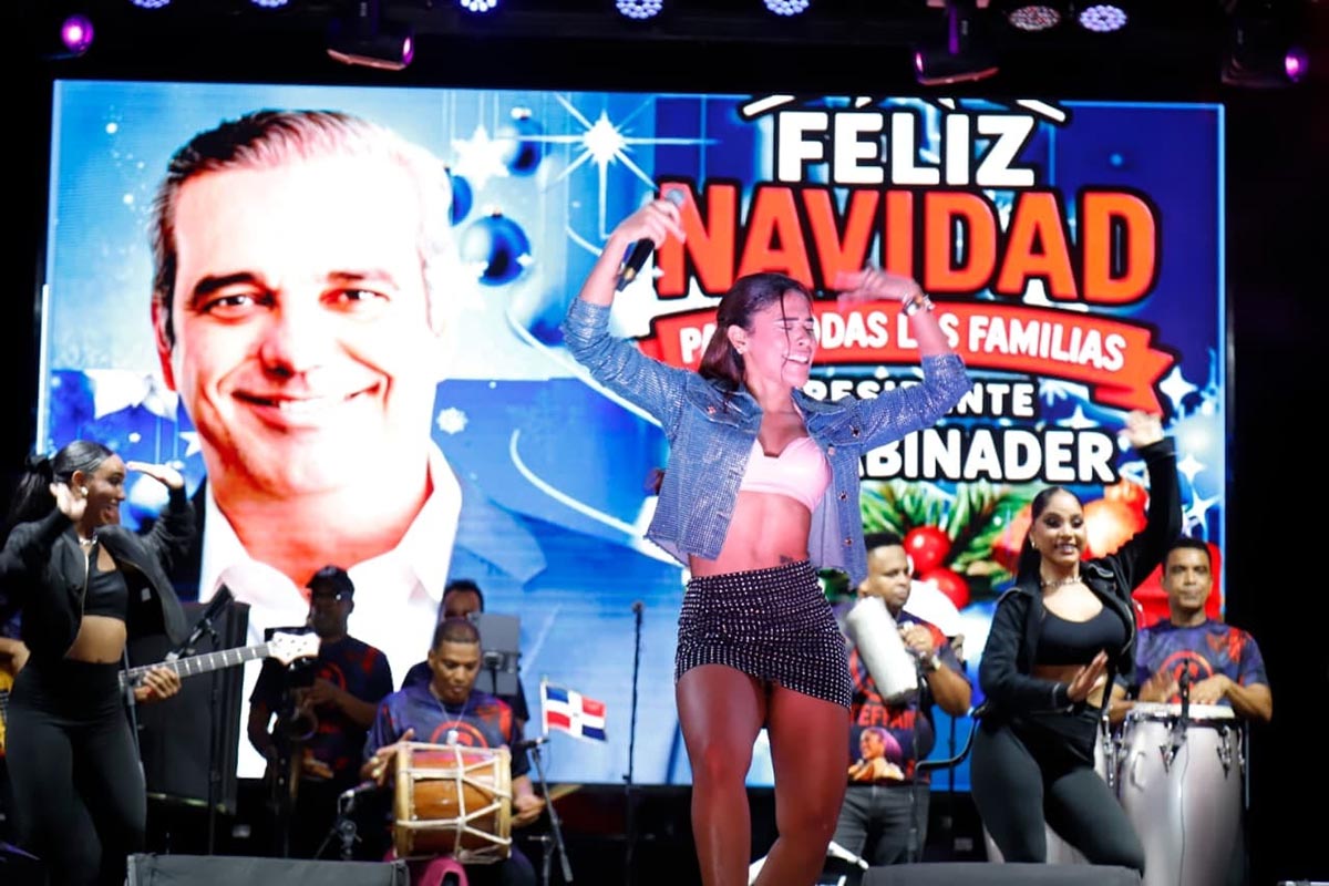 Mega Parranda Navideña 40° Aniversario: Concierto épico en el Faro a Colón desborda alegría y solidaridad