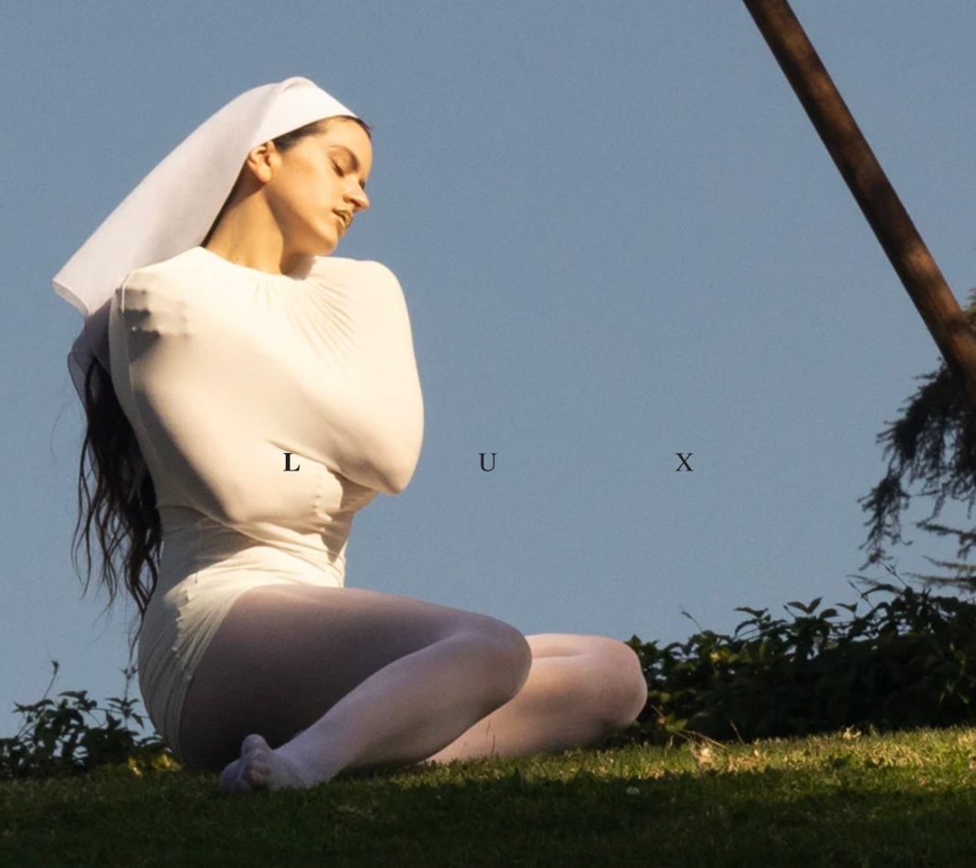 "Lux", el disco de Rosalía que une luz, espiritualidad y poder femenino en 13 idiomas
