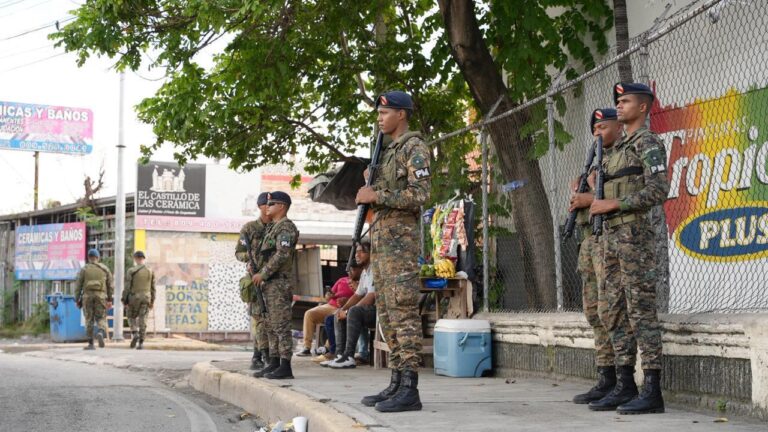 Intervención en San Cristóbal: 97 detenidos y decomisos