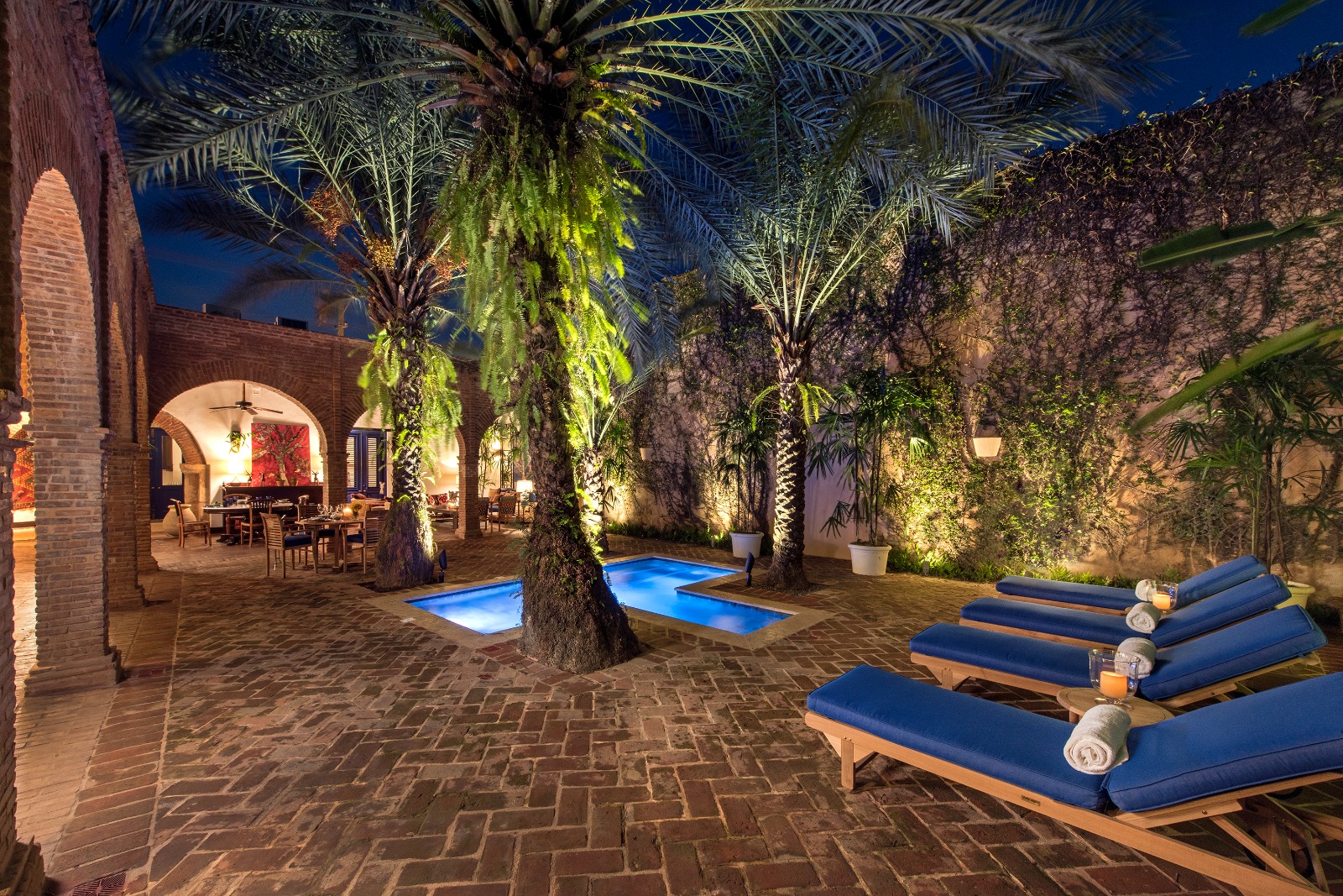 Casas del XVI celebra doble triunfo internacional con “Michelin Key 2025” y “World Travel Awards”