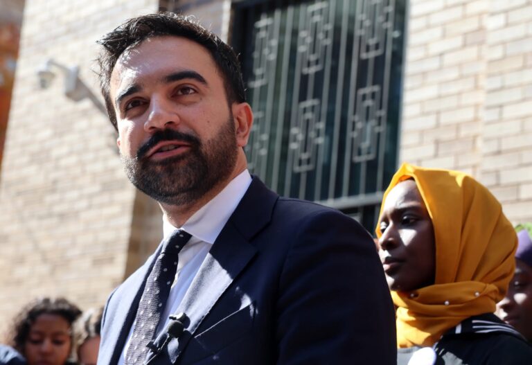 Victoria demócrata en elecciones estatales: Zohran Mandani, primer alcalde musulmán de Nueva York