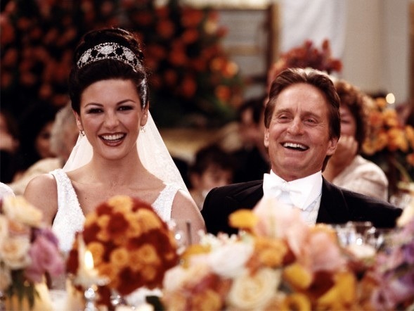 Catherine Zeta-Jones celebra su 25 aniversario de boda con un emotivo mensaje