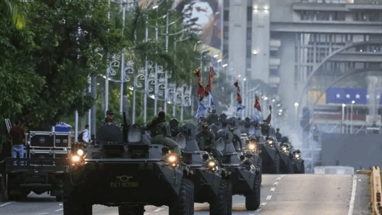 Maduro activa su mayor movilización militar en años frente a Estados Unidos