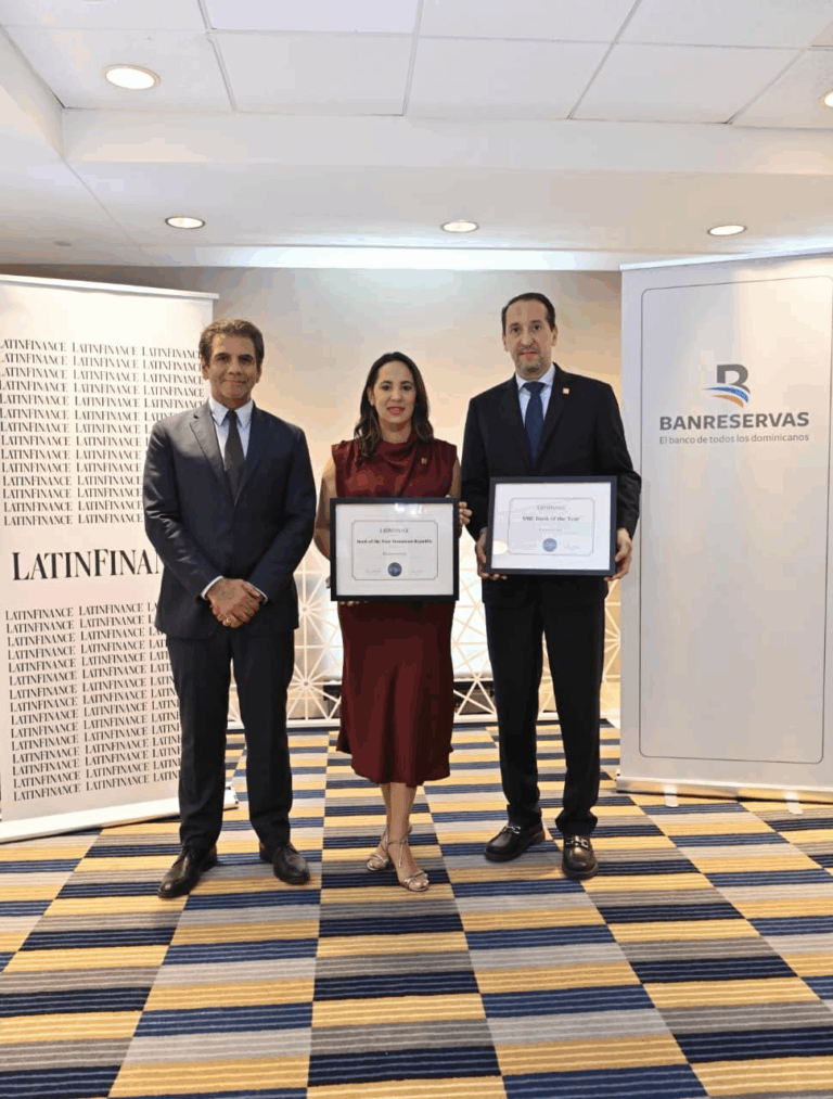 LatinFinance premia a Banreservas como Banco del Año en RD y Banco Pymes para AL y el Caribe