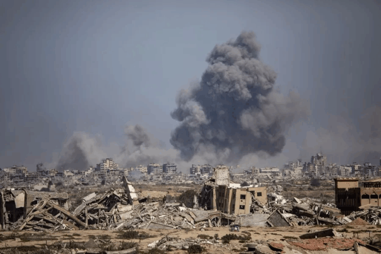 Al menos 20 muertos, incluidos niños, en nueva ola de ataques israelíes en Gaza