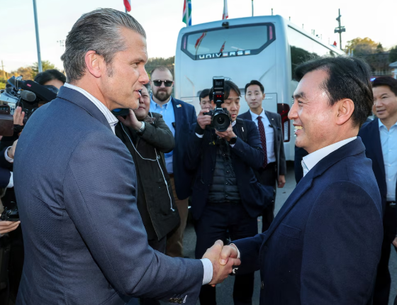Secretario de Defensa de EE.UU. visita la DMZ junto a Corea del Sur en medio de tensiones con Corea del Norte