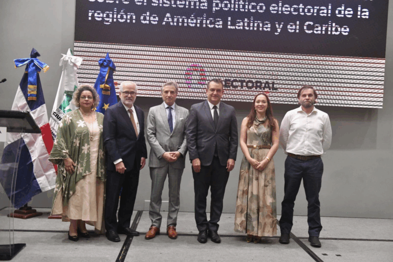Presidente de la JCE cita desafíos del sistema político electoral de la región y los pilares para enfrentarlos