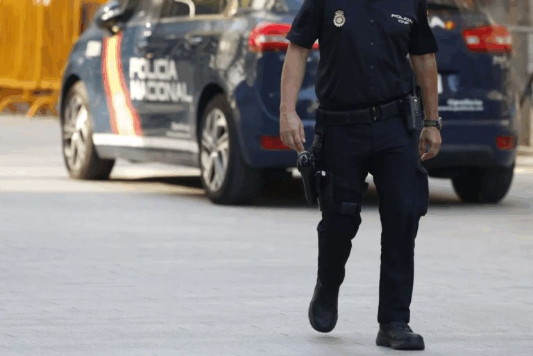 España desmantela célula del "Tren de Aragua" y arresta a 13 integrantes