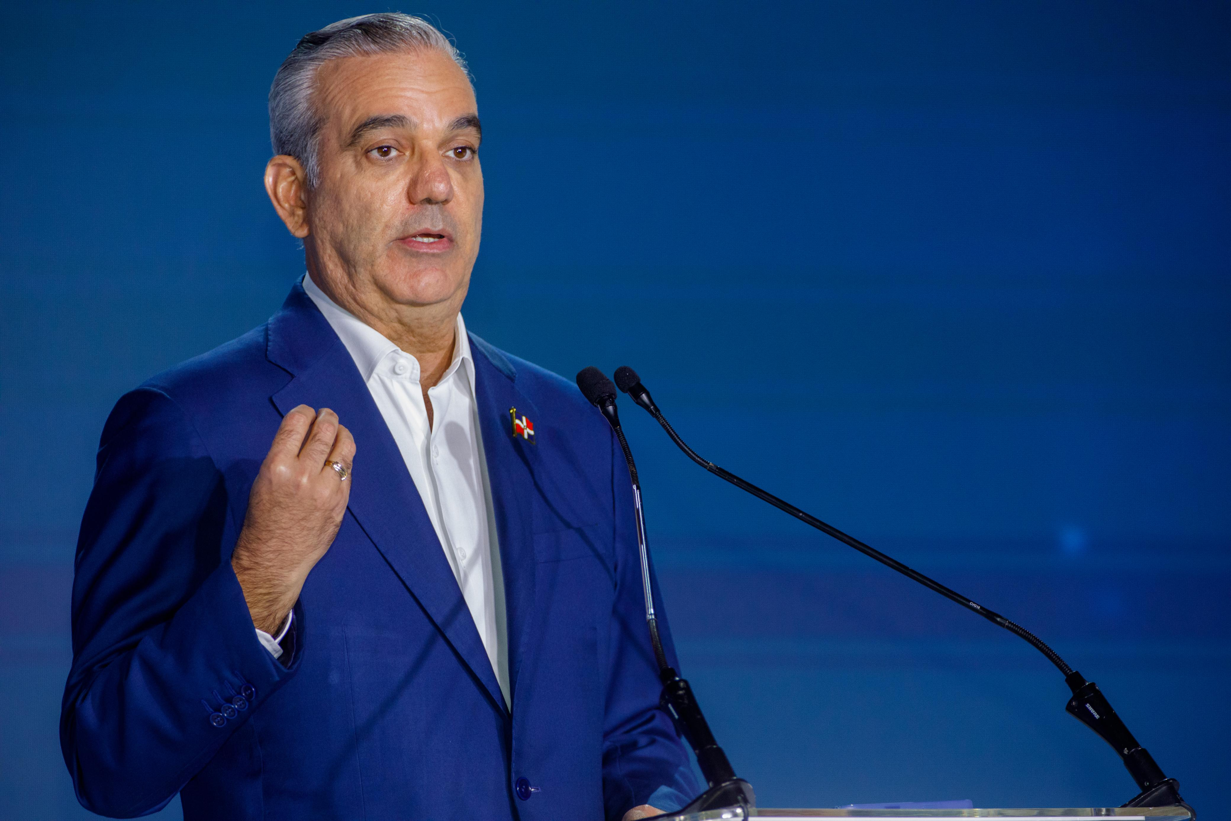 Abinader anuncia que República Dominicana es un hub logístico internacional