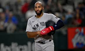 El dominicano Amed Rosario firmó con los Yanquis de Nueva York por 2.5 millones de dólares y un año