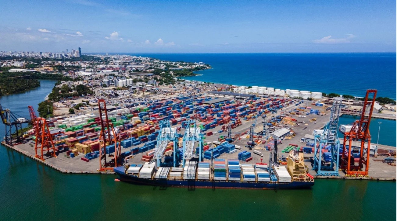 APORDOM cierra 2025 con ingresos récord en gestión portuaria