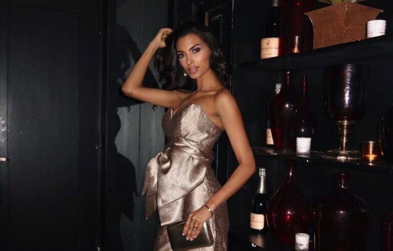 Celinee Santos celebra la Navidad con estilo y elegancia