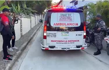 Hallan muertos a esposos canadienses en su residencia en Villa Riva