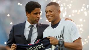 La justicia de Francia obliga al Paris Saint-Germain a pagarle los salarios que le debe a Kylian Mbappé