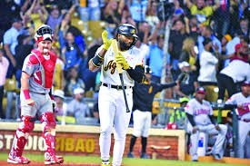 Las Águilas Cibaeñas derrotaron este jueves al equipo de los Leones del Escogido y lo enviaron al sótano