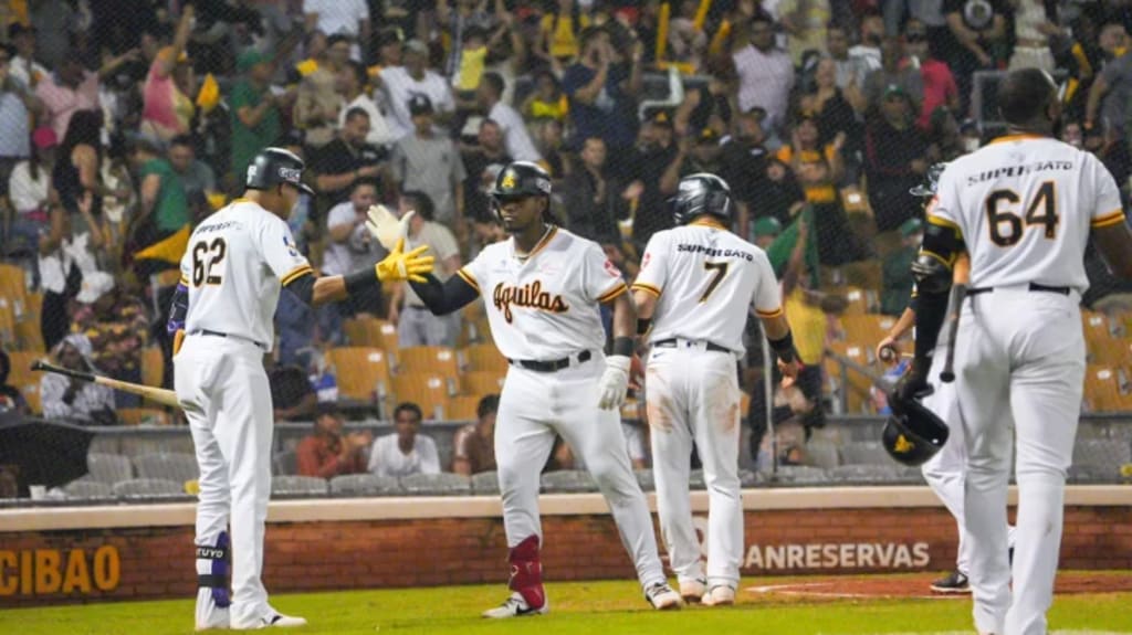 Las Aguilas Cibaeñas derrotaron a las Estrellas Orientales y ponen en peligro la clasificación del equipo verde