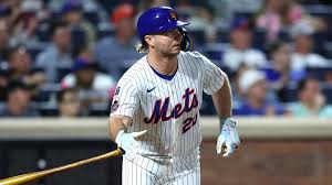 Pete Alonso firmó un contrato de 155 millones de dólares por cinco años con el conjunto de los Orioles de Baltimore
