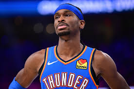 El jugador de la NBA Shai Gilgeous-Alexander fue elegido el martes como deportista del año de Canadá