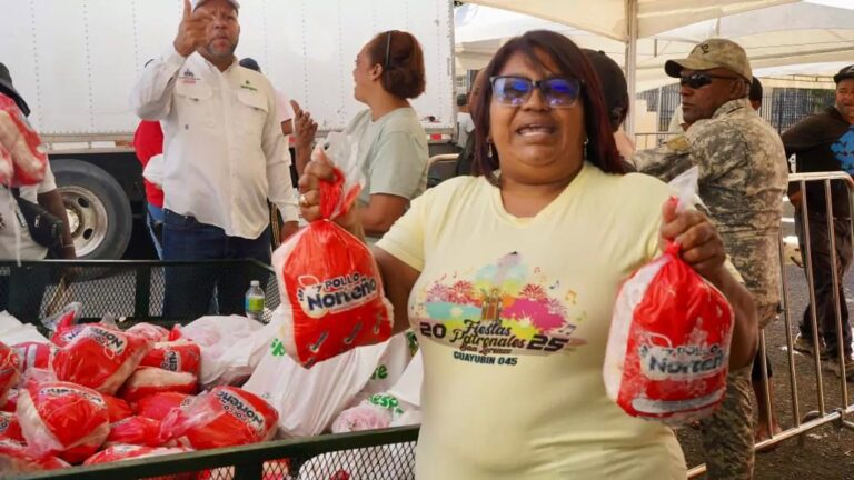 Feria Agropecuaria en Santo Domingo: ¡Pollos a buen precio!