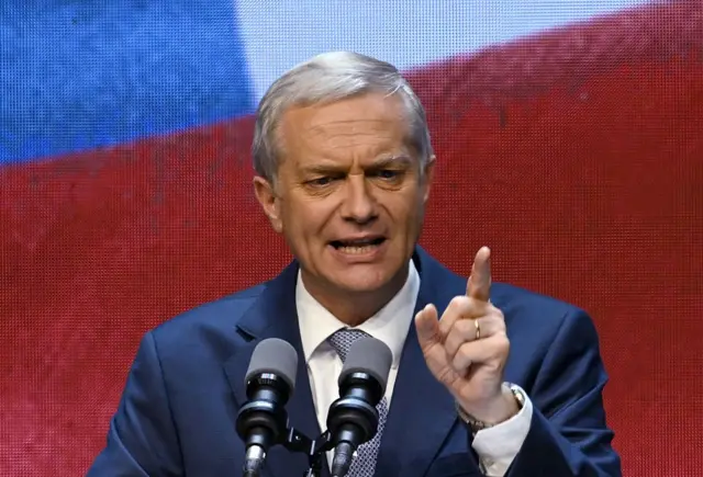 Presidente electo de Chile propone corredor humanitario para migrantes