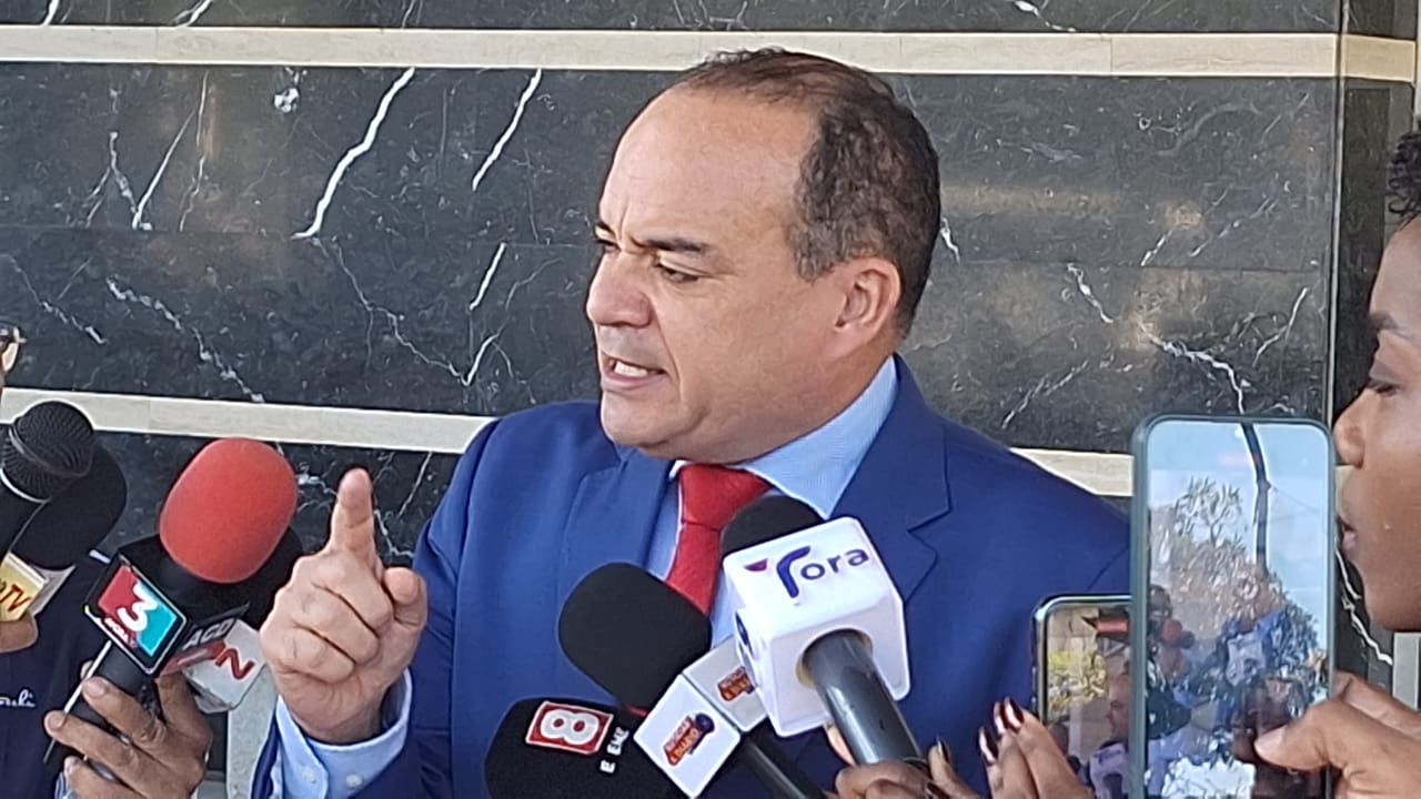 Convergencia presenta querella por presunto desfalco en la ARS Senasa