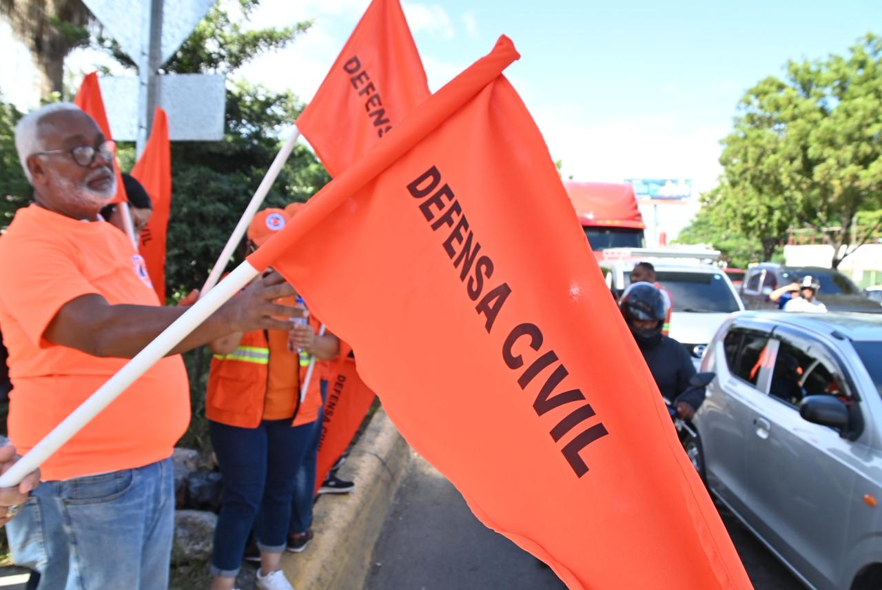 Defensa Civil despliega más de 8,000 voluntarios por Navidad y Año Nuevo