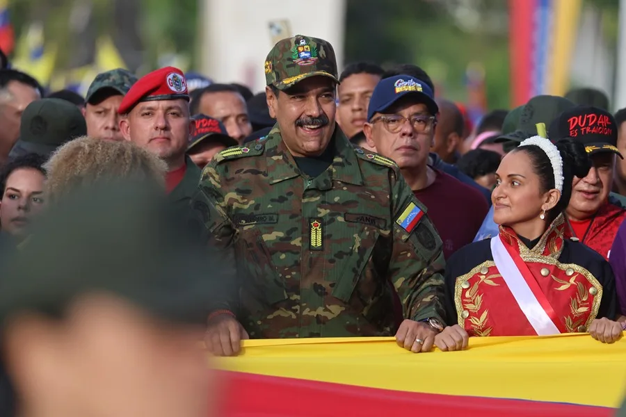 Maduro renueva buró del PSUV mientras crecen tensiones con EE. UU.