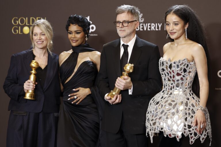 Paul Thomas Anderson vence a Guillermo del Toro al ganar el Globo de Oro a mejor director