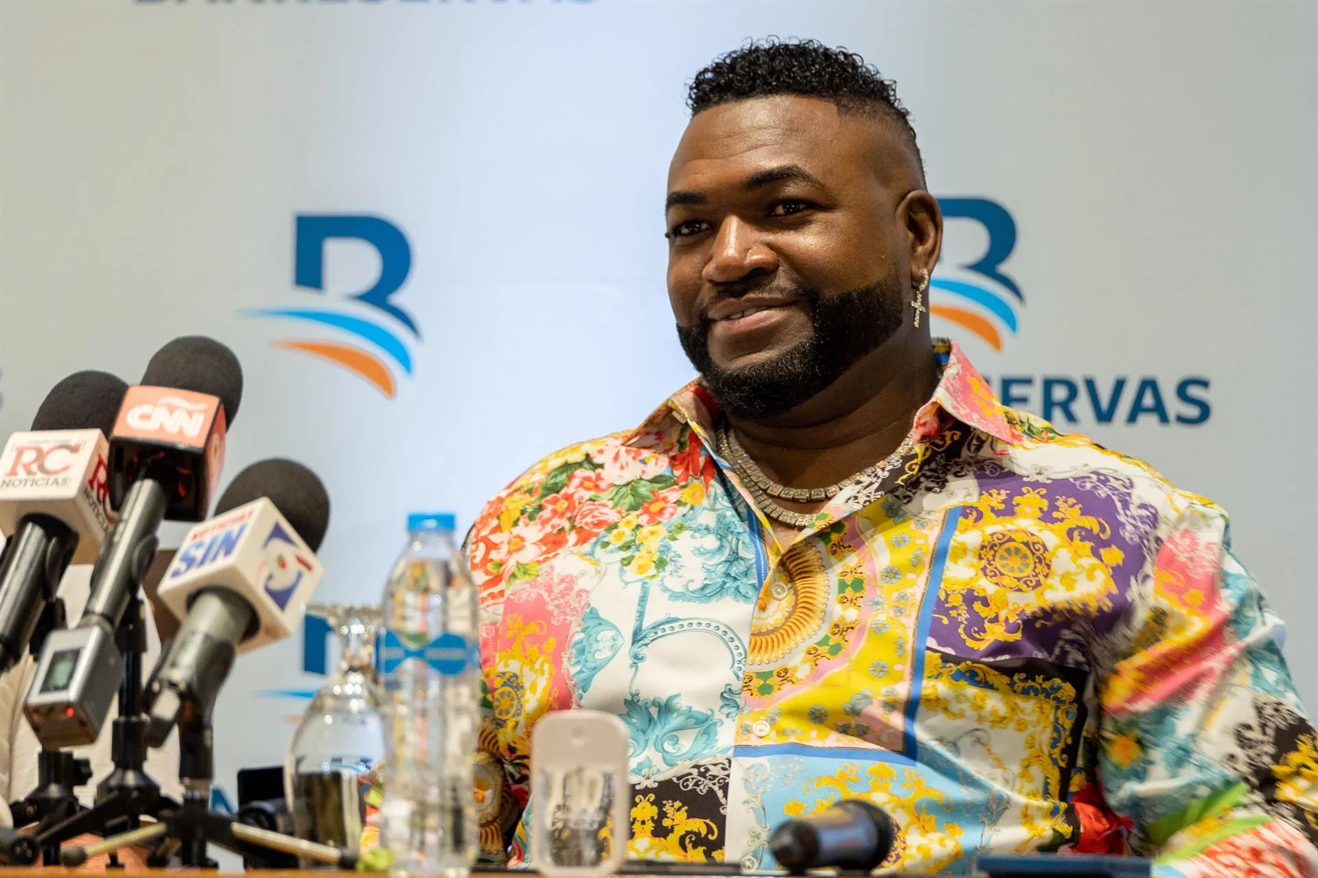 Video | David Ortiz inicia el 2026 al estilo RD con un "sancocho" en un lluvioso primero de enero