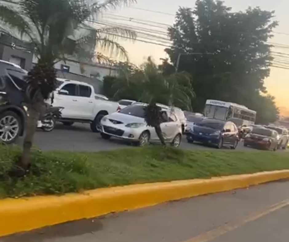 Obra Públicas aclara apertura anticipada de retorno en la avenida 27 de Febrero