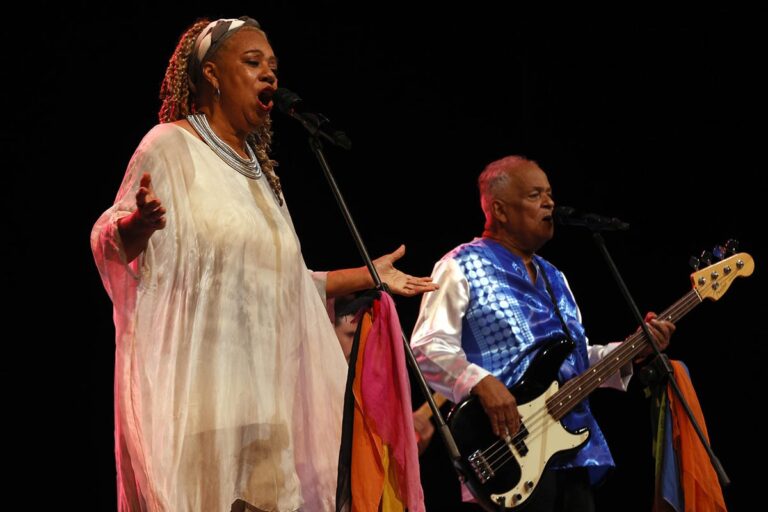 El grupo Síntesis celebra medio siglo con un estilo musical único en Cuba y el mundo