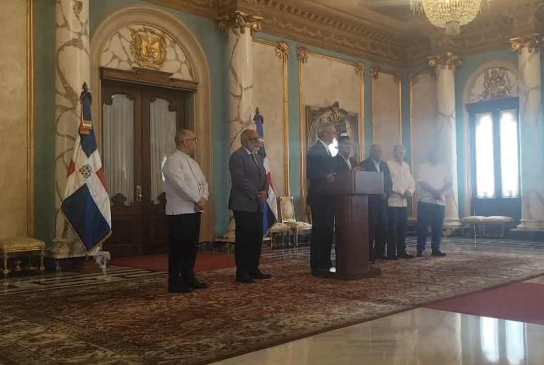 El presidente Abinader crea comisión de notables para supervisar inversiones en obras deportivas con dinero recuperados de la “ corrupción”