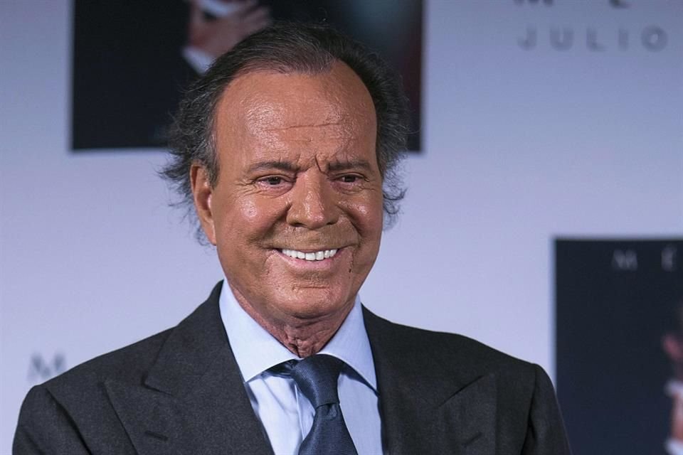 Exempleadas que denunciaron a Julio Iglesias afirman que lo hicieron para evitar nuevos abusos