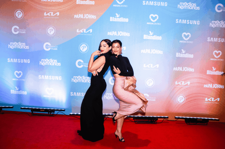 MEDIAS HERMANAS llega a USA este viernes 30 de enero
