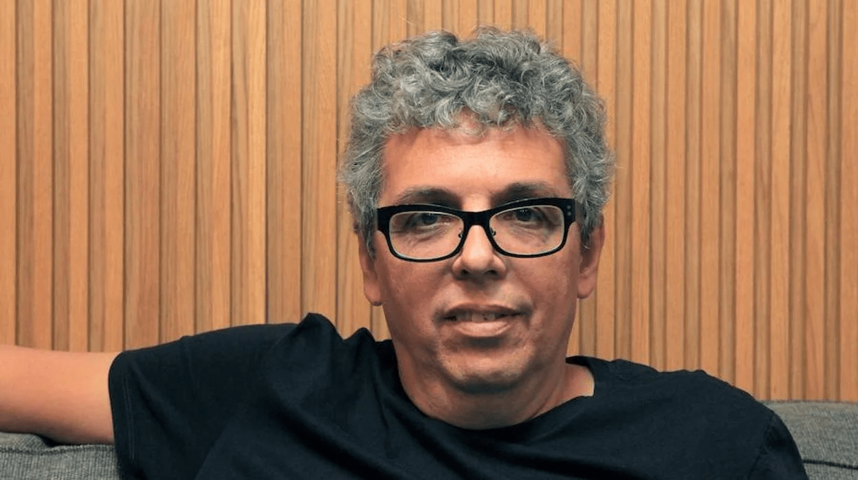 Pedro Guerra anuncia nuevos proyectos musicales y agenda de conciertos para 2026