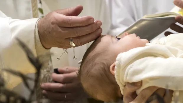 Arquidiócesis de Santo Domingo lanza Plan Pastoral 2026 centrado en el Bautismo