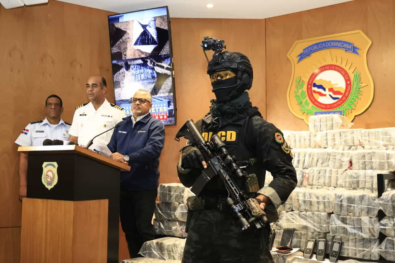 DNCD incauta 863 paquetes de cocaína en Pedernales