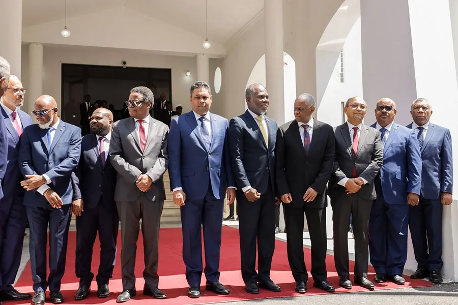 Cinco miembros del Consejo Presidencial de Haití exigen la destitución del primer ministro