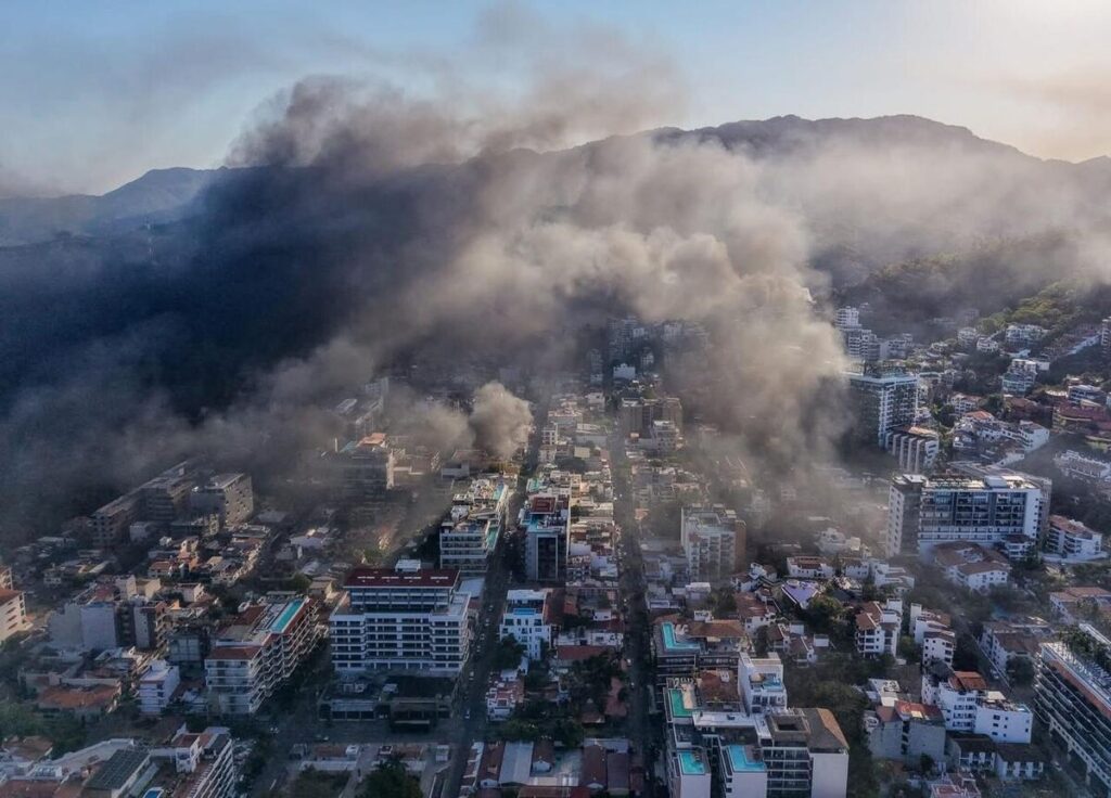 Tensión en Jalisco: narcobloqueos en Puerto Vallarta
