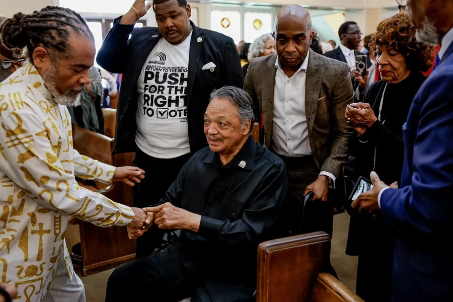 Fallece el Reverendo Jesse Jackson, símbolo de justicia